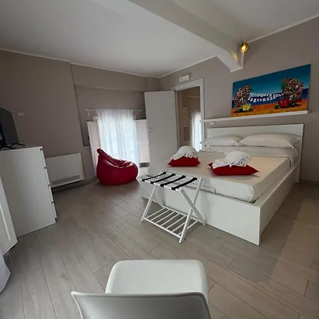 L'angoletto In Centro Appartement Messine